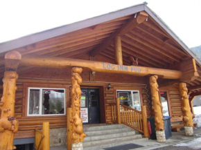 Log Inn & Pub